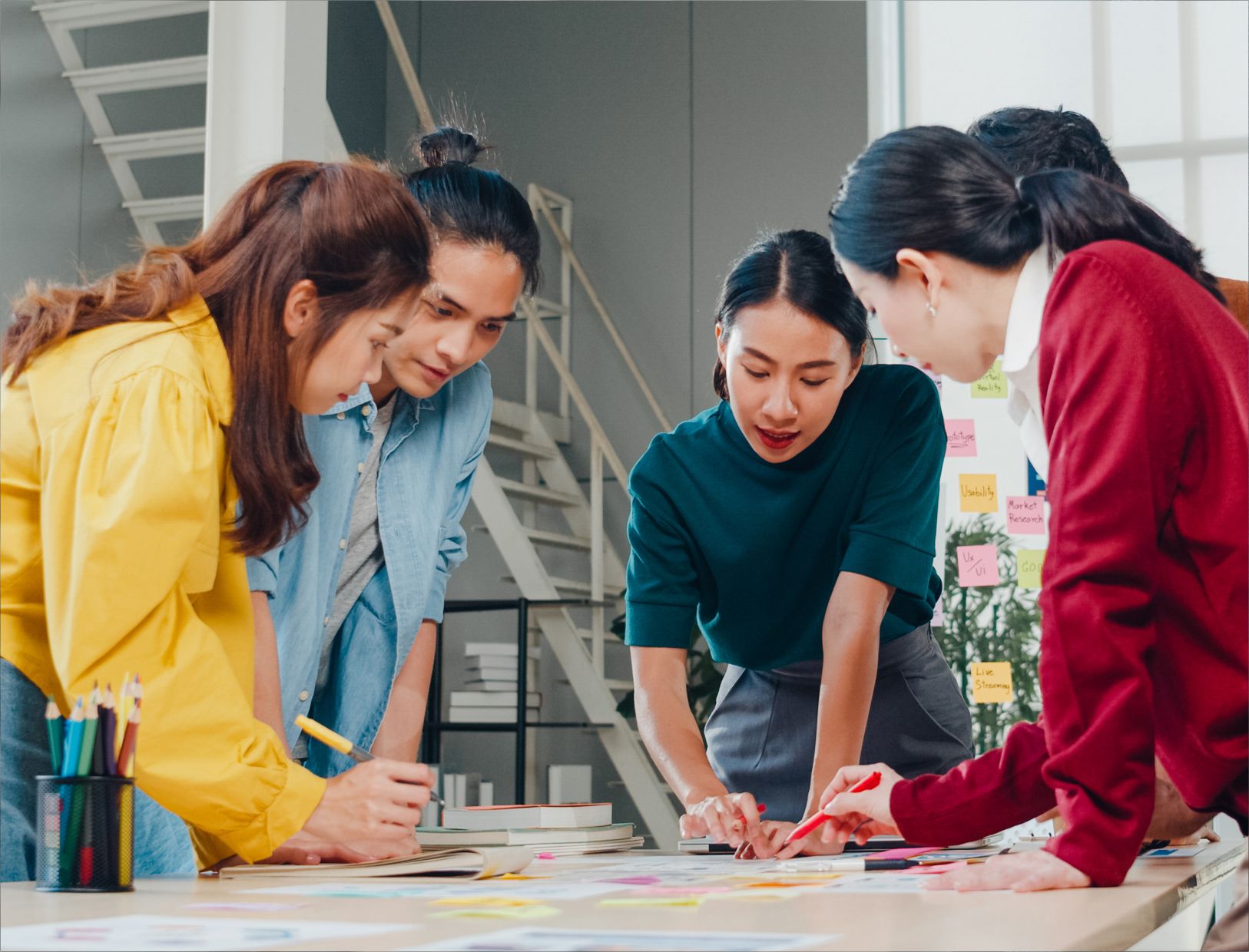 Konten kreatif dan relevan di website - JMC Indonesia