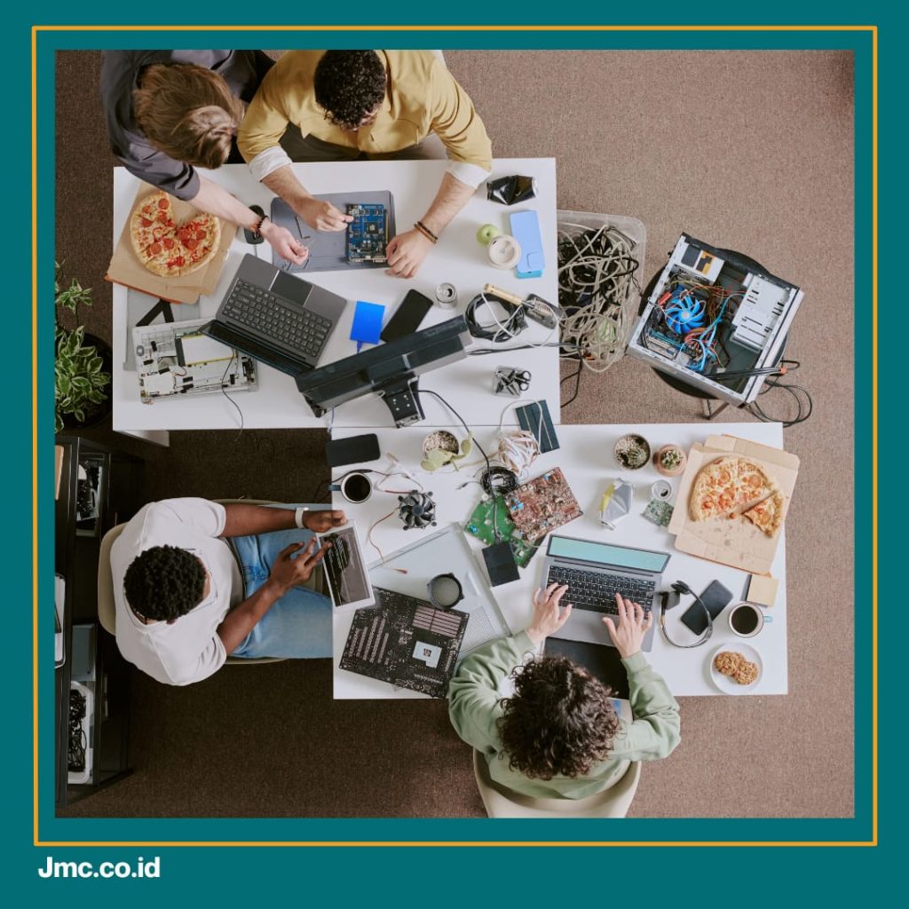 Strategi Implementasi HRIS