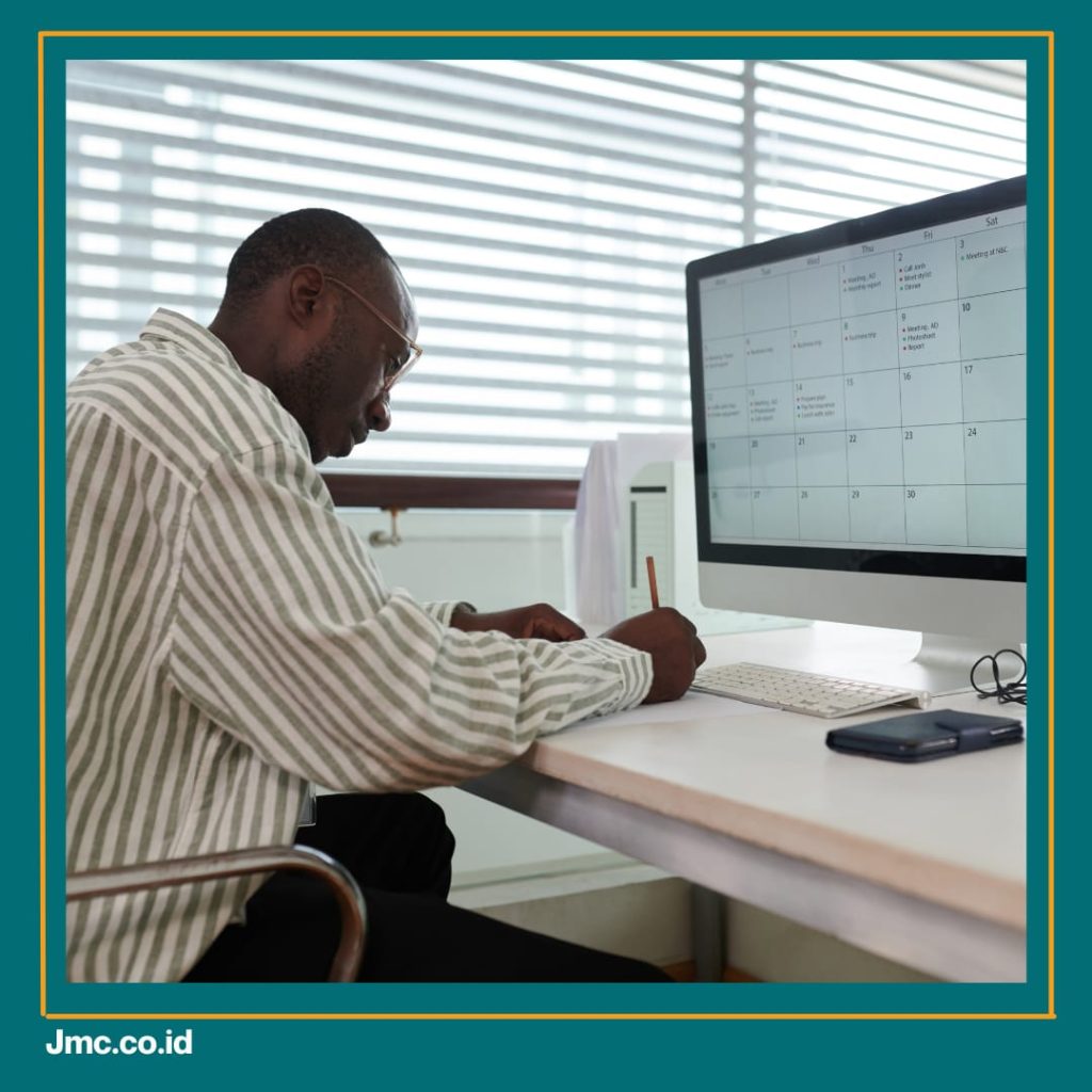 Implementasi Sistem HRIS pada Bisnis Toko